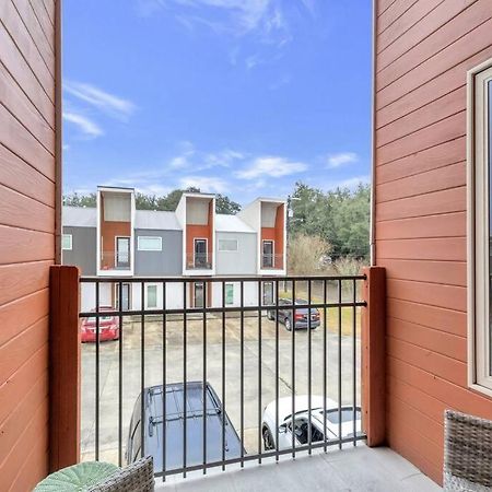 Cozy 2 Bed Townhome Near The Hospital Lafayette Eksteriør bilde